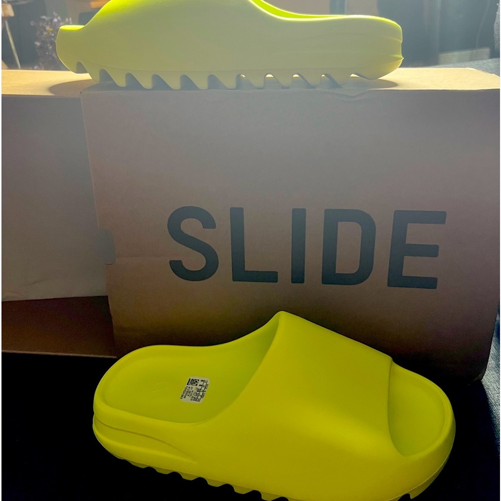 Yezzy slides